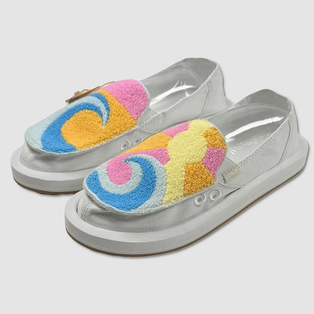 Sanuk item brand